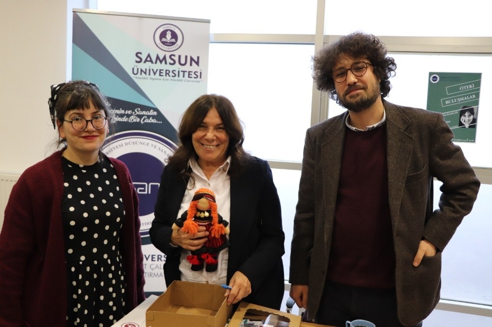 Yazar Latife Tekin: "Biz Orta Çağ'dan modern dünyaya göç etmiş çocuklar gibiydik"