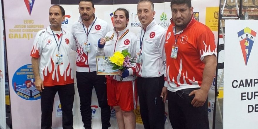 Ece Ediz, altın madalya alarak Avrupa şampiyonu oldu