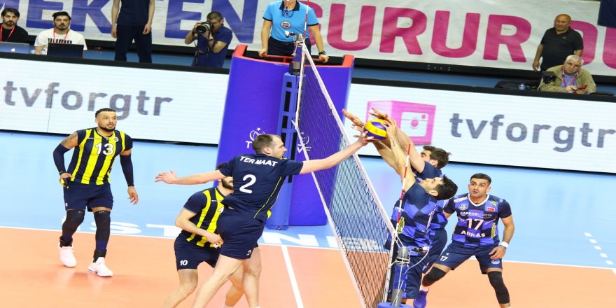 Arkas mı, Fenarbehçe mi?