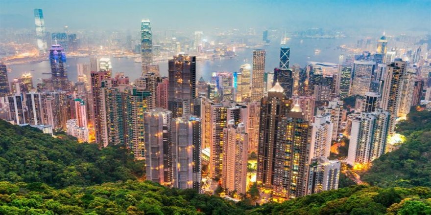 Hong Kong, 2047'ye kadar özel anayasa ile yönetilecek