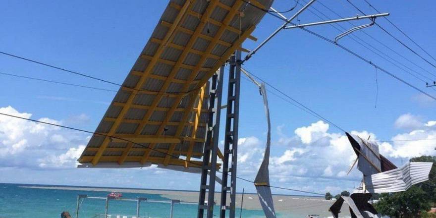 Hortum Soçi’yi yerle bir etti