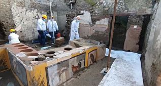 2 bin yıllık fast-food dükkanı 