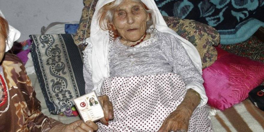 Osmanlı yıkılırken, Cumhuriyet kurulurken o vardı