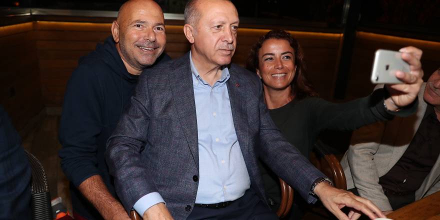 Cumhurbaşkanı Erdoğan vatandaşlarla sohbet etti