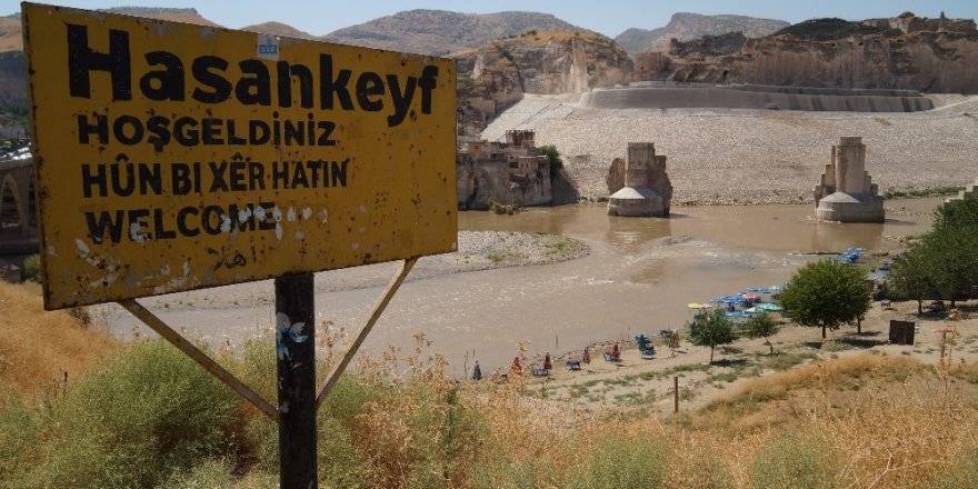 Hasankeyf her geçen gün kendine çekiyor