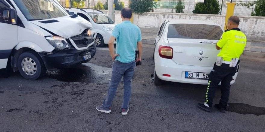 Öğrenci servisi kaza yaptı: Çok sayıda yaralı var