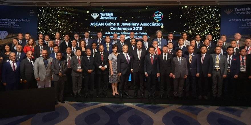 500 milyar dolarlık mücevher pazarı İstanbul’da buluştu