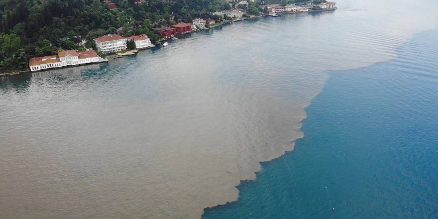 İstanbul Boğazı görenleri şaırttı