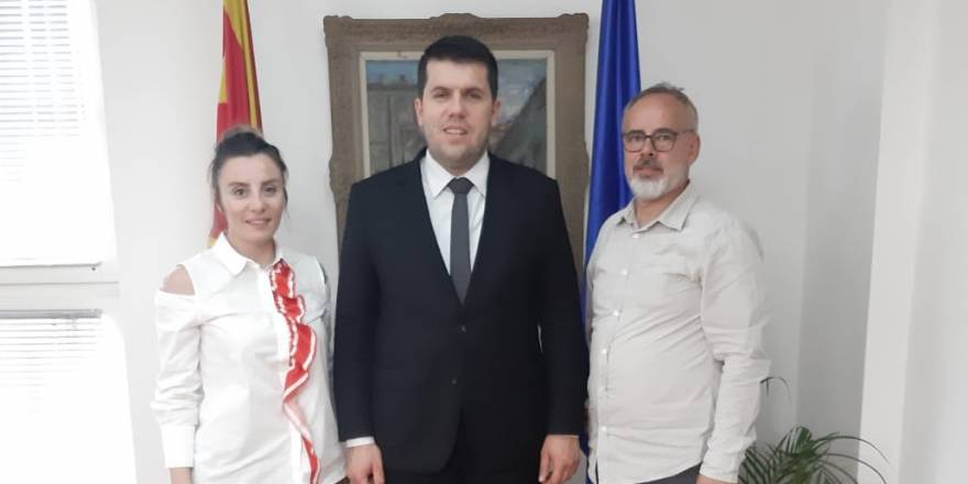 Makedonya'nın tek Türk Bakanı Manşet Türkiye'ye konuştu